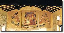 Interno del Centro visita provinciale della Via Francigena - affreschi absidali dell’antica pieve